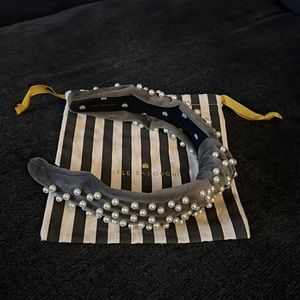 Lele Sadoughi Grey Velvet Pearl Headband